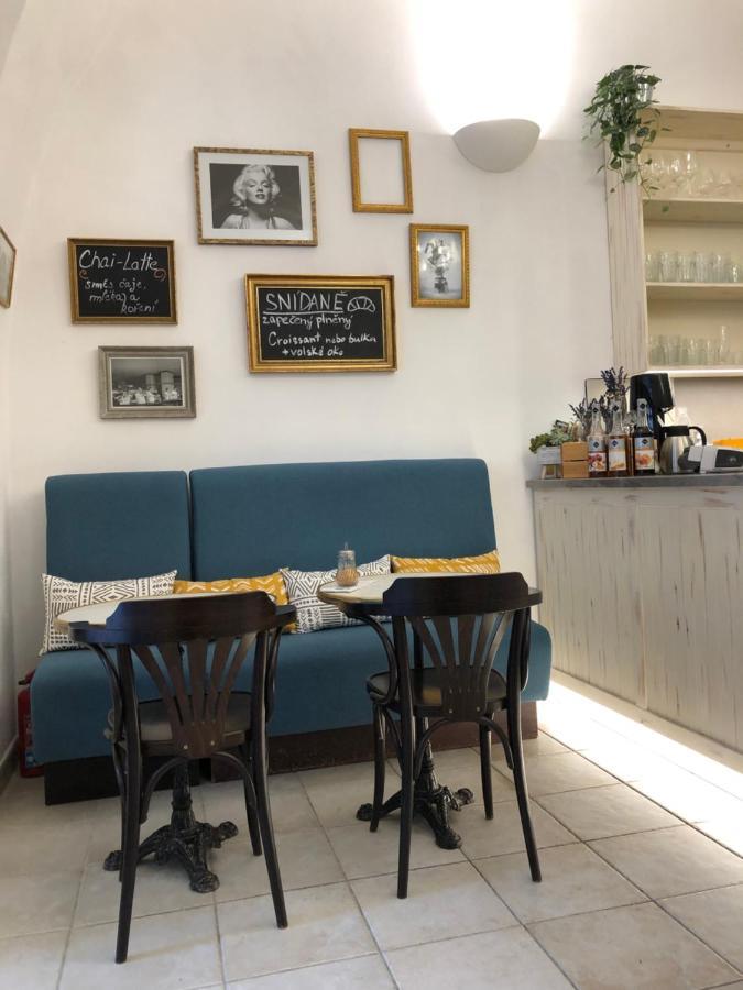 Apartmany Cafe-Cafe Jičín 외부 사진